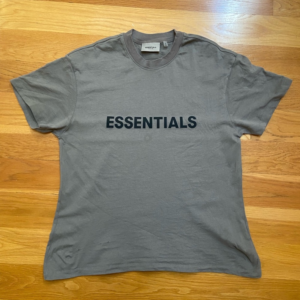 Fear of Gods Essentials T-Shirt Taupe